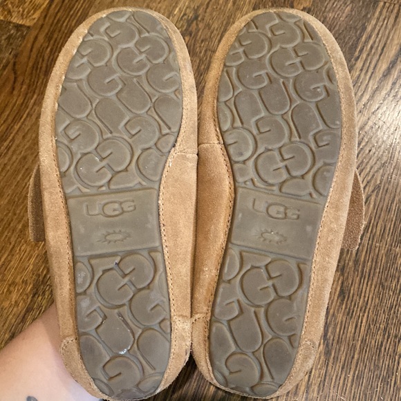 Ugg Moccasins - Picture 4 of 6